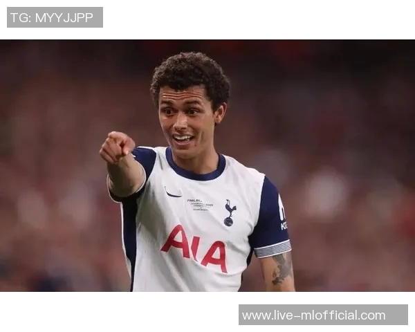 英媒称热刺可能在一月出售布伦南约翰逊伯恩茅斯和水晶宫有意加盟