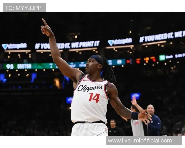 小里弗斯直言快船表现下滑认为父亲离开后球队逐渐走向低谷 小里弗斯直言快船表现下滑认为父亲离开后球队逐渐走向低谷