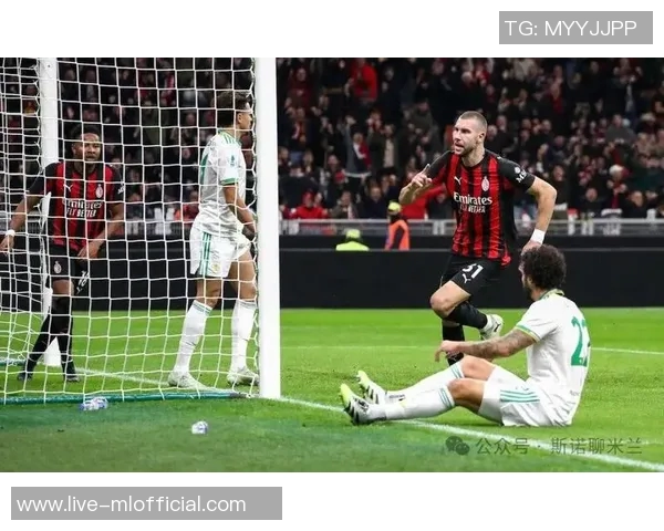 意天空报道卢卡冬季离队可能性米兰罗马争夺战升级